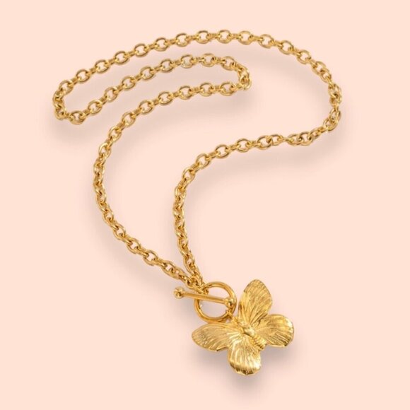 NWT Statement Butterfly Pendant Necklace 18K Gold Plated Chunky Toggle Clasp - Picture 9 of 12